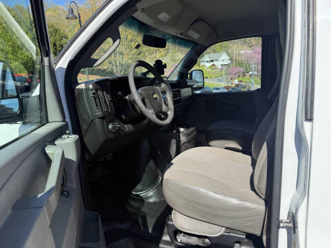 2017 Chevrolet Express 2500