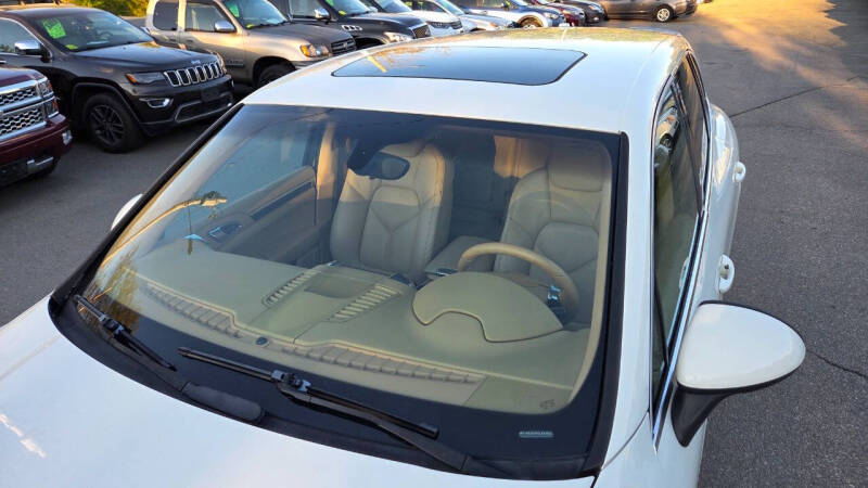 2012 Porsche Cayenne S Hybrid