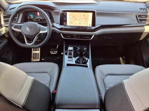 2026 Volkswagen Atlas Cross Sport SEL R-Line Black 4Motion