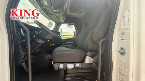 2024 Freightliner Cascadia