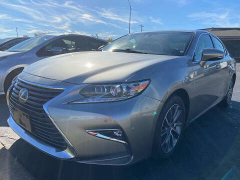 2016 Lexus ES 300h