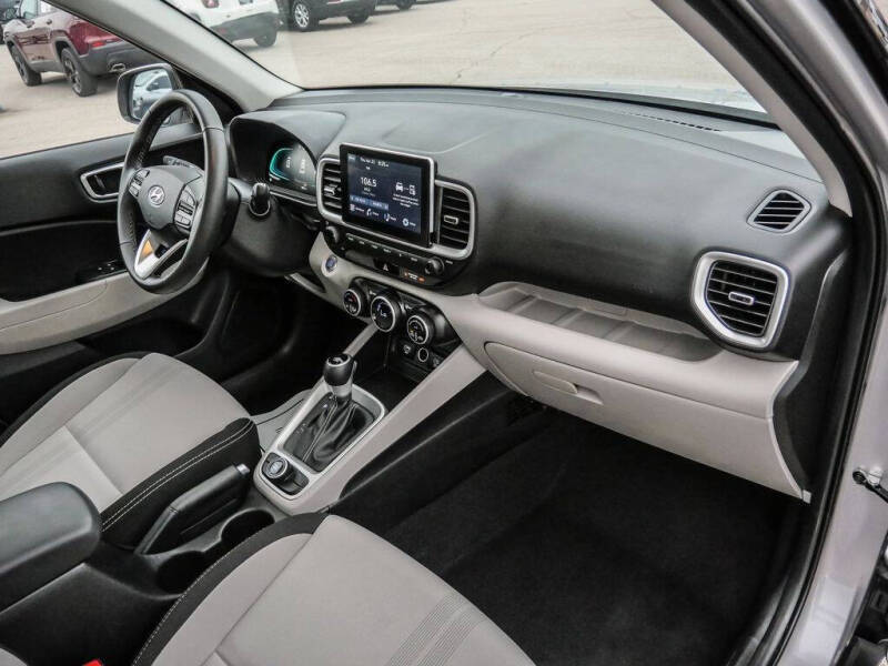 2025 Hyundai Venue SEL