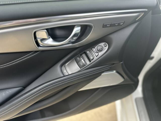 2021 Infiniti Q60 3.0T Luxe