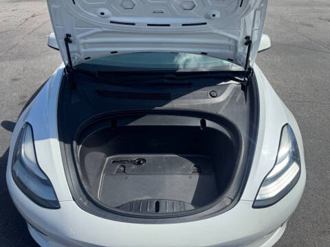 2020 Tesla Model 3 Long Range