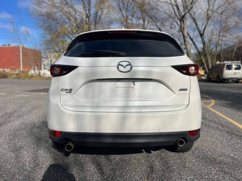 2018 Mazda CX-5 Sport