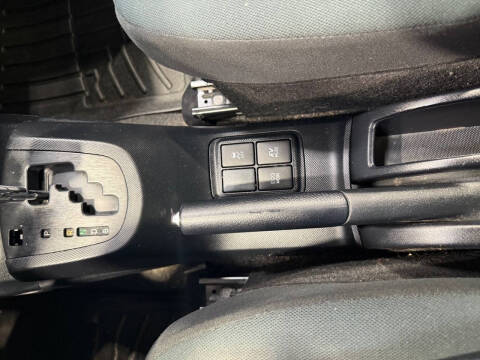 2016 Toyota Prius c One