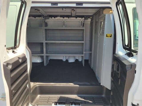 2025 Chevrolet Express 2500