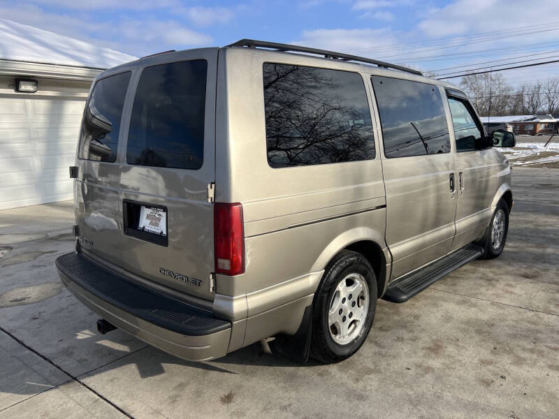 2005 Chevrolet Astro LS