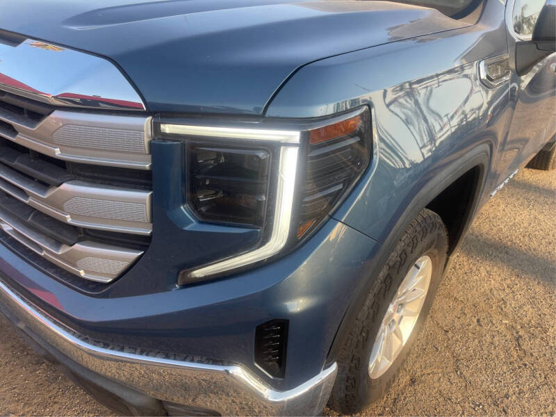 2024 GMC Sierra 1500 SLE