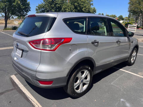 2014 Ford Escape S