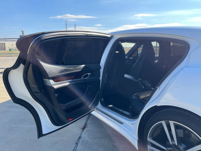 2014 Porsche Panamera Turbo Executive