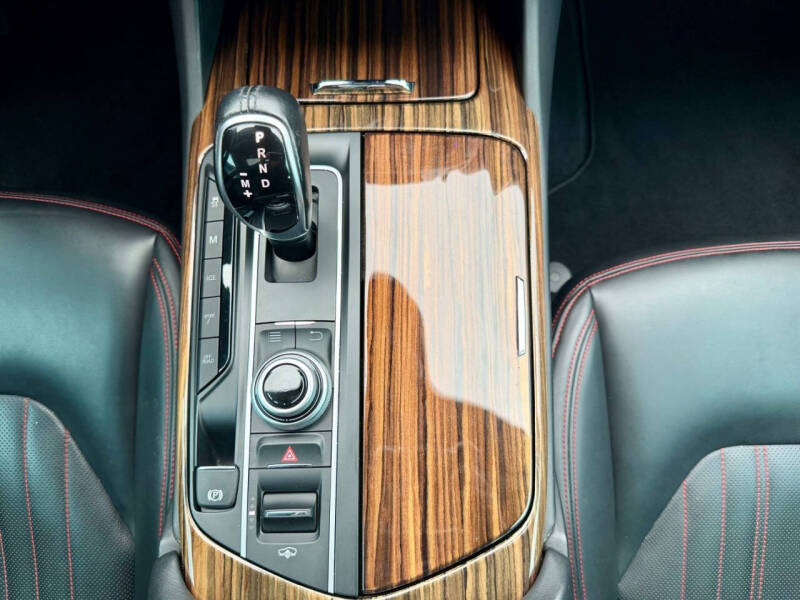 2017 Maserati Levante