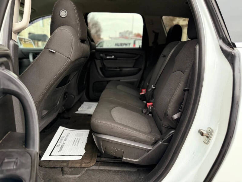 2017 Chevrolet Traverse LT