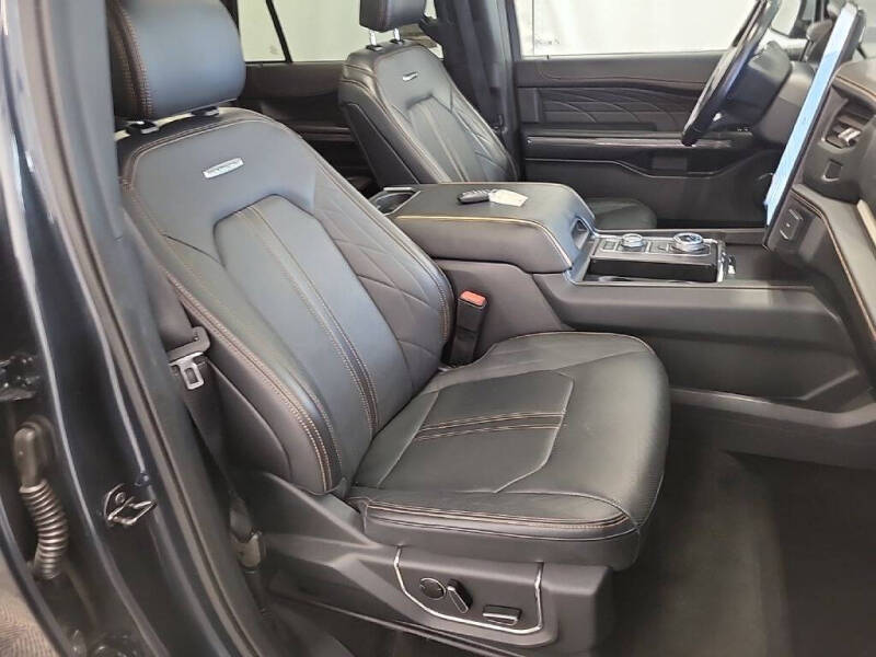 2023 Ford Expedition MAX Platinum