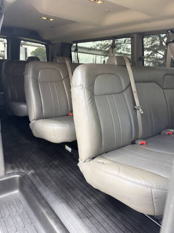 2020 Chevrolet Express LS 3500