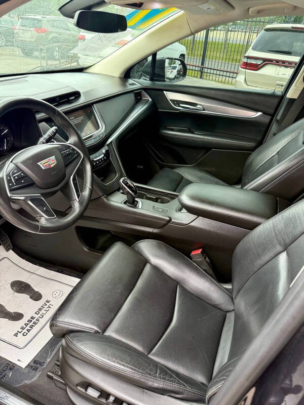 2017 Cadillac XT5 Luxury