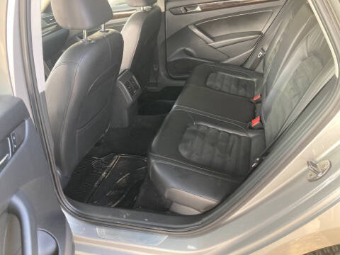 2014 Volkswagen Passat 2.0L TDI SEL Premium