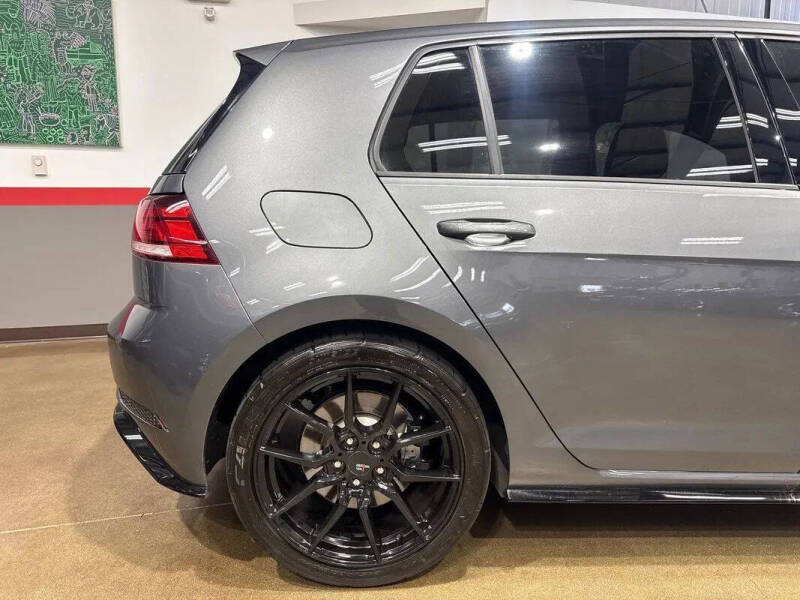 2018 Volkswagen Golf R 4Motion