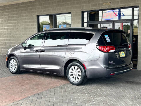 2019 Chrysler Pacifica Touring L
