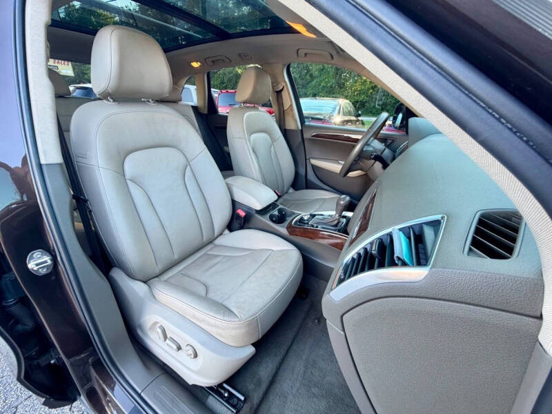 2012 Audi Q5 2.0T quattro Premium Plus
