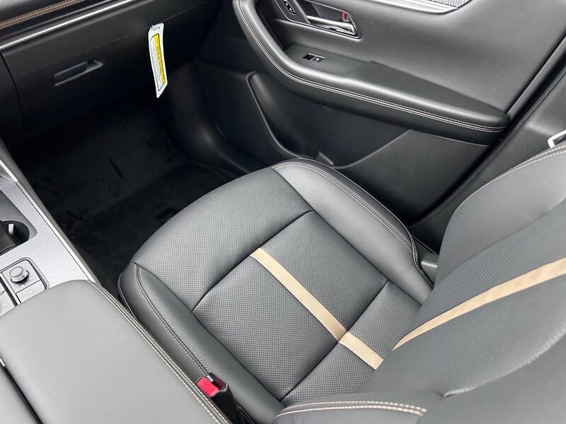 2025 Mazda CX-90 Plug-in Hybrid Premium Plus