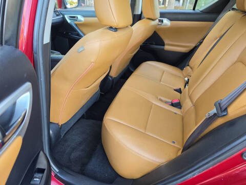2013 Lexus CT 200h
