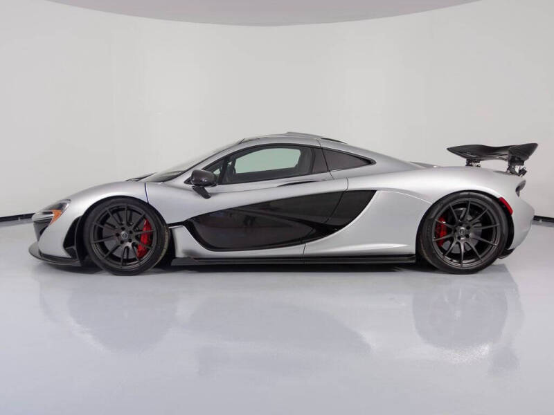 2014 McLaren P1