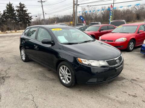 2011 Kia Forte5 for sale at I57 Group Auto Sales in Country Club Hills IL