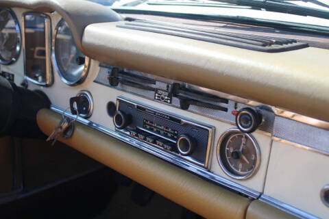 1968 Mercedes-Benz 280-Class