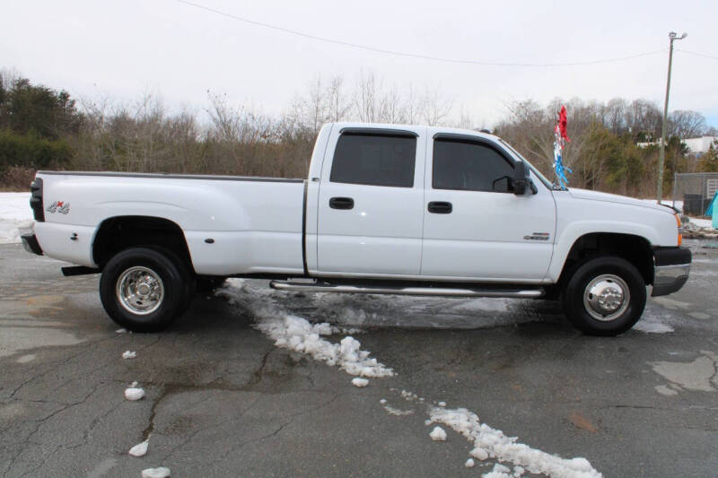 2004 Chevrolet Silverado 3500 LT