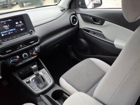 2022 Hyundai Kona SE