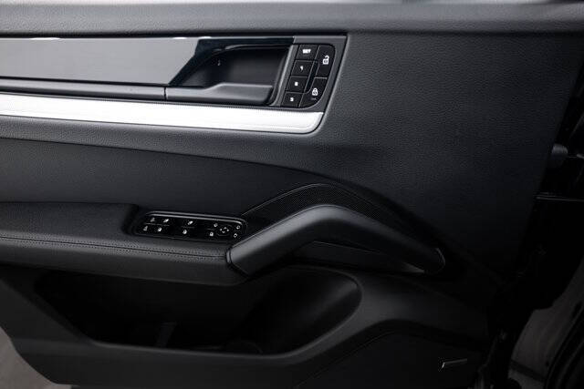 2025 Porsche Cayenne