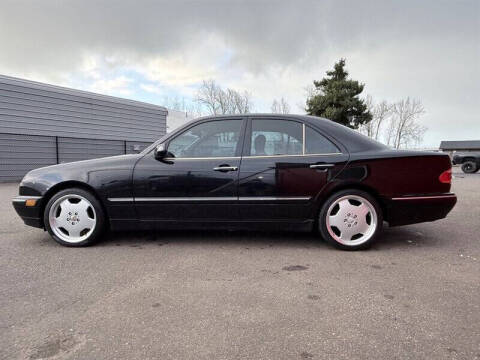 2000 Mercedes-Benz E-Class E 320