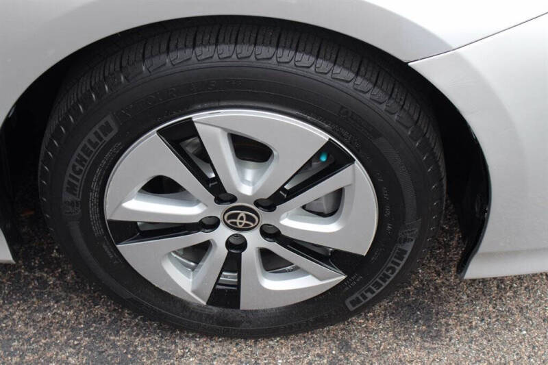 2017 Toyota Prius Three