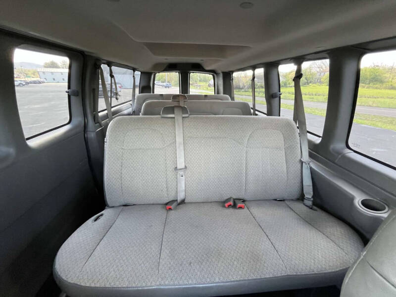 2022 Chevrolet Express LS 3500