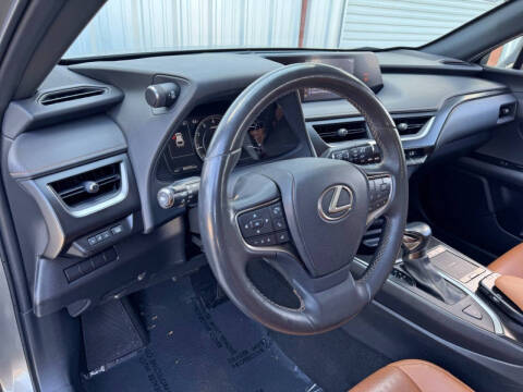 2021 Lexus UX 200