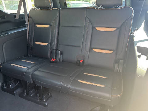 2022 GMC Yukon XL AT4