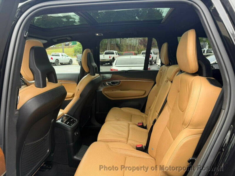2017 Volvo XC90 T8 eAWD Inscription
