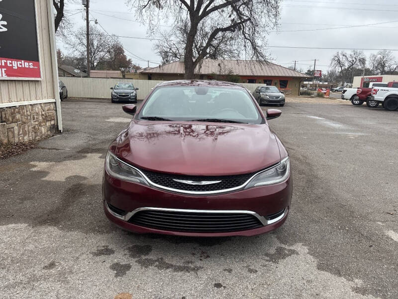 2017 Chrysler 200 Limited