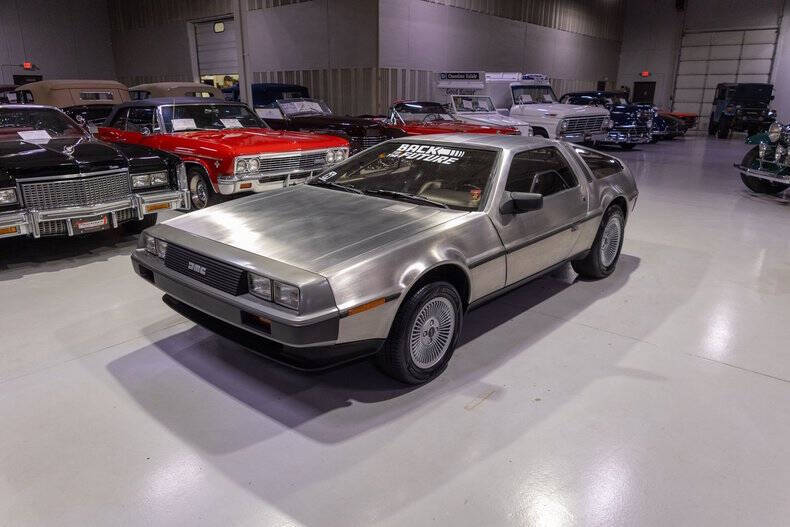1981 DeLorean DMC-12