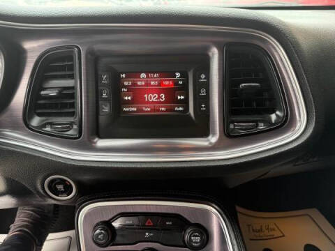 2016 Dodge Challenger SXT