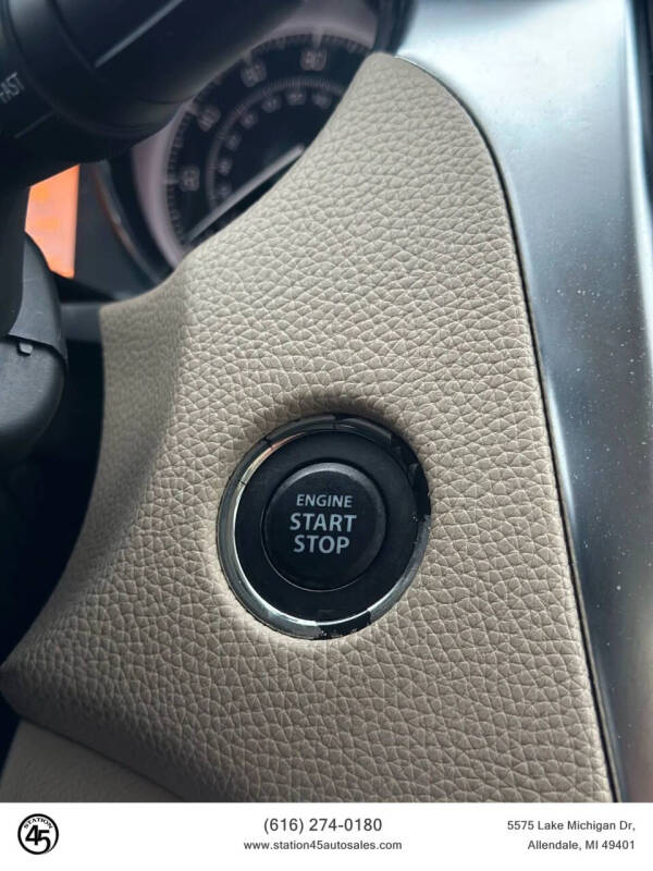 2011 Suzuki Kizashi SE