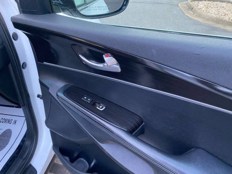 2019 Kia Sorento LX V6