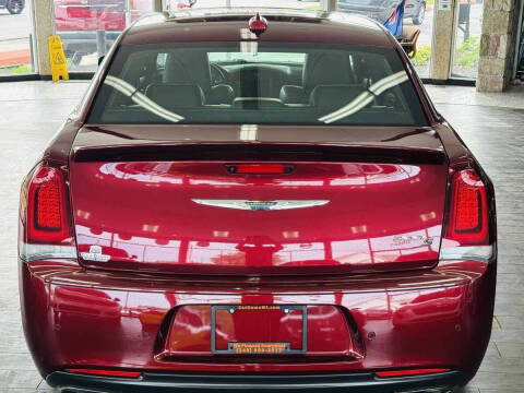 2020 Chrysler 300 S