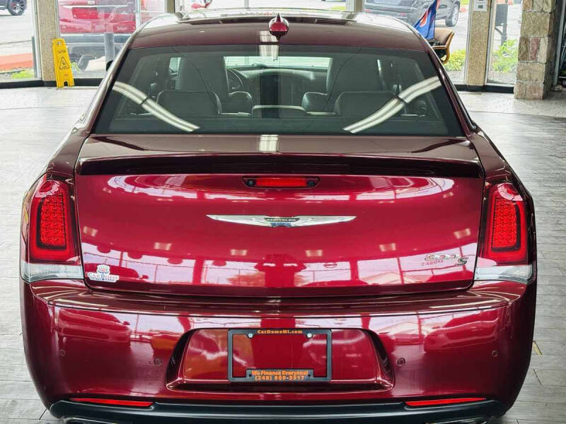 2020 Chrysler 300 S