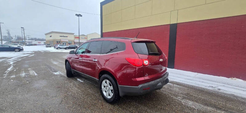 2010 Chevrolet Traverse LT