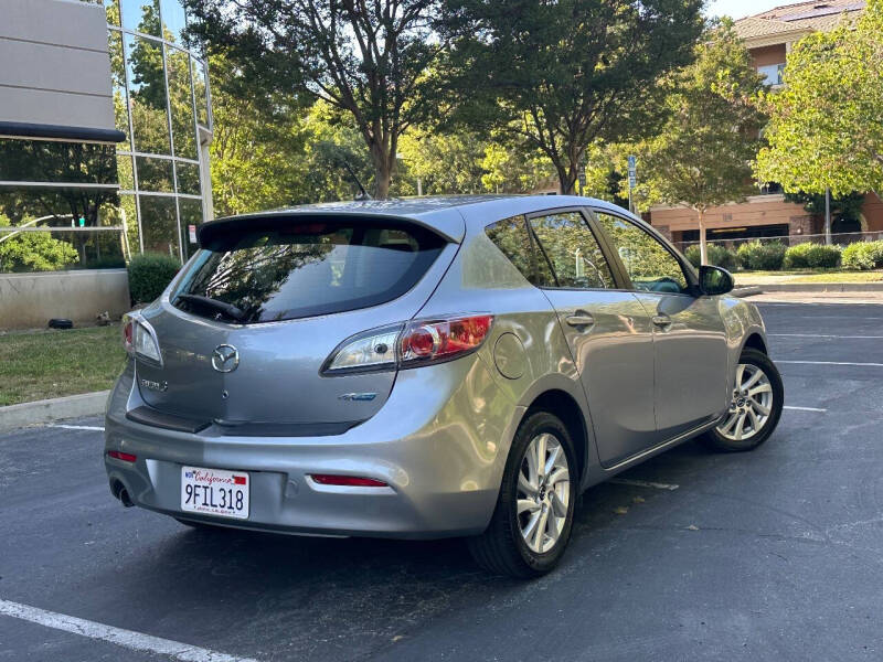 2013 Mazda MAZDA3 i Touring