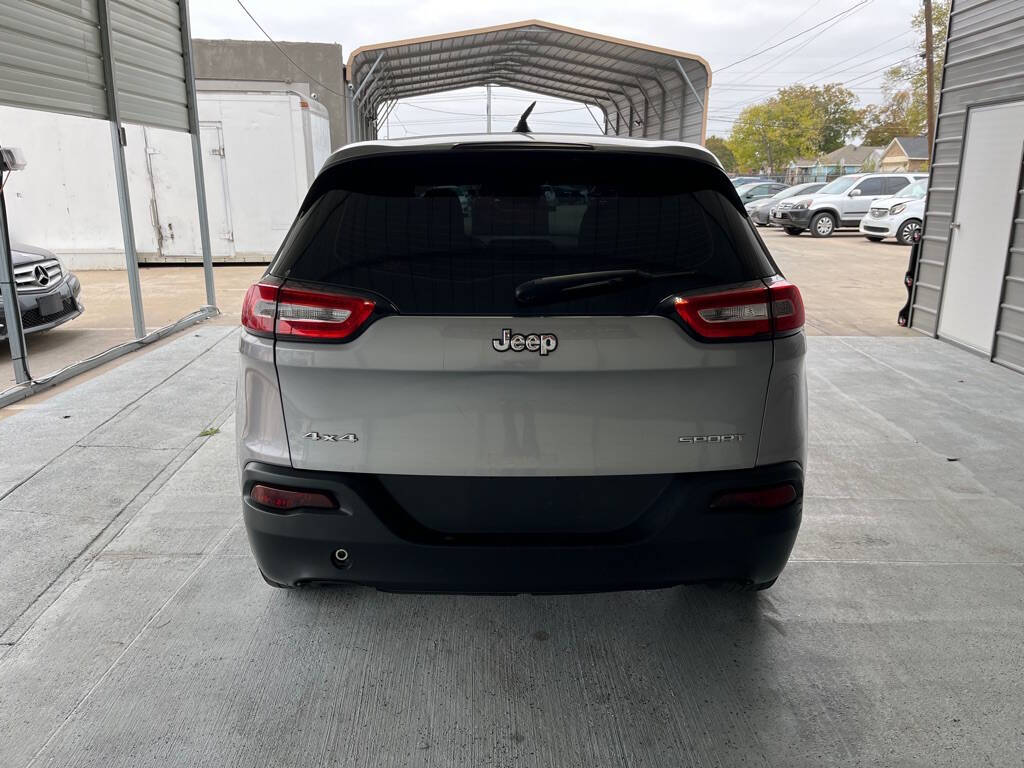 2014 Jeep Cherokee for sale at Auto Haus Imports in Grand Prairie, TX