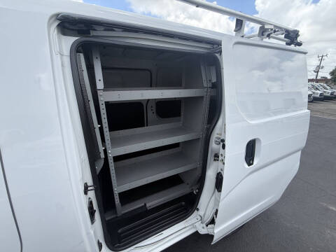 2015 Nissan NV200 S
