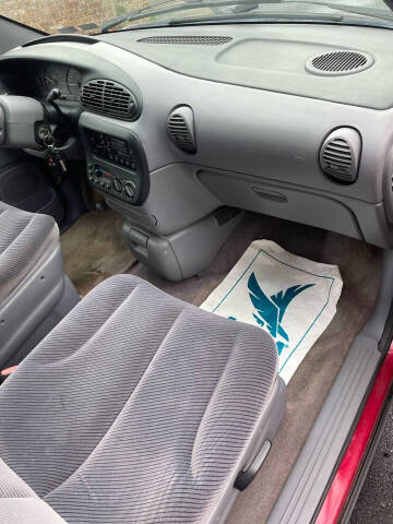 1997 Dodge Caravan ES